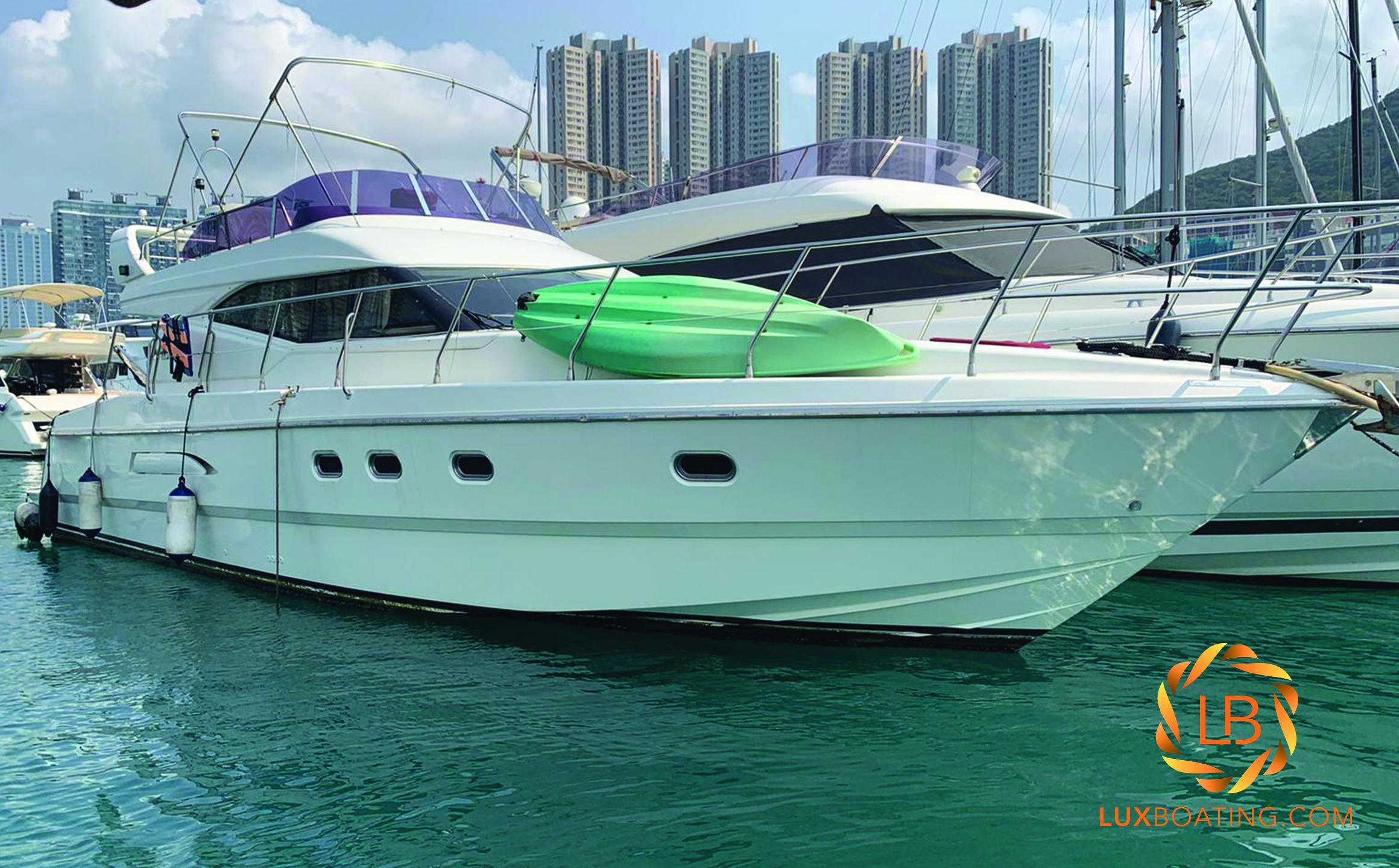 Azimut 43