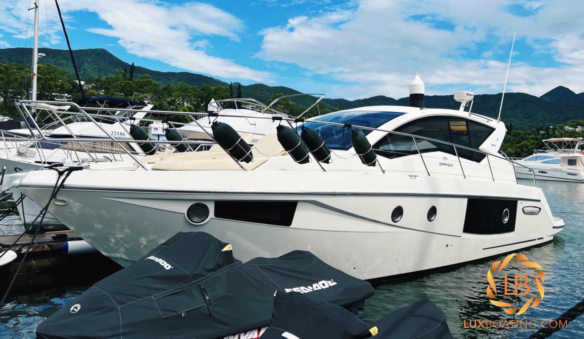Cranchi M44 Hard Top