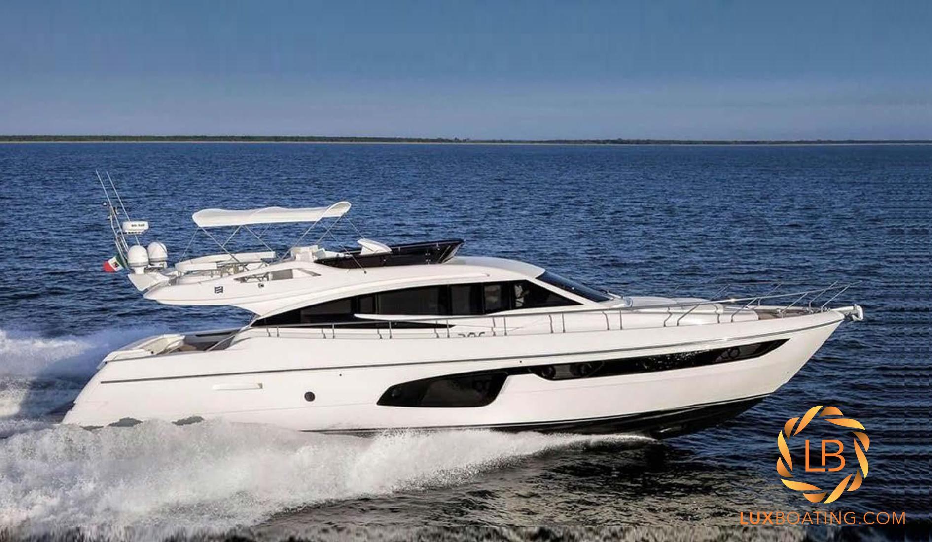 FERRETTI YACHTS 650