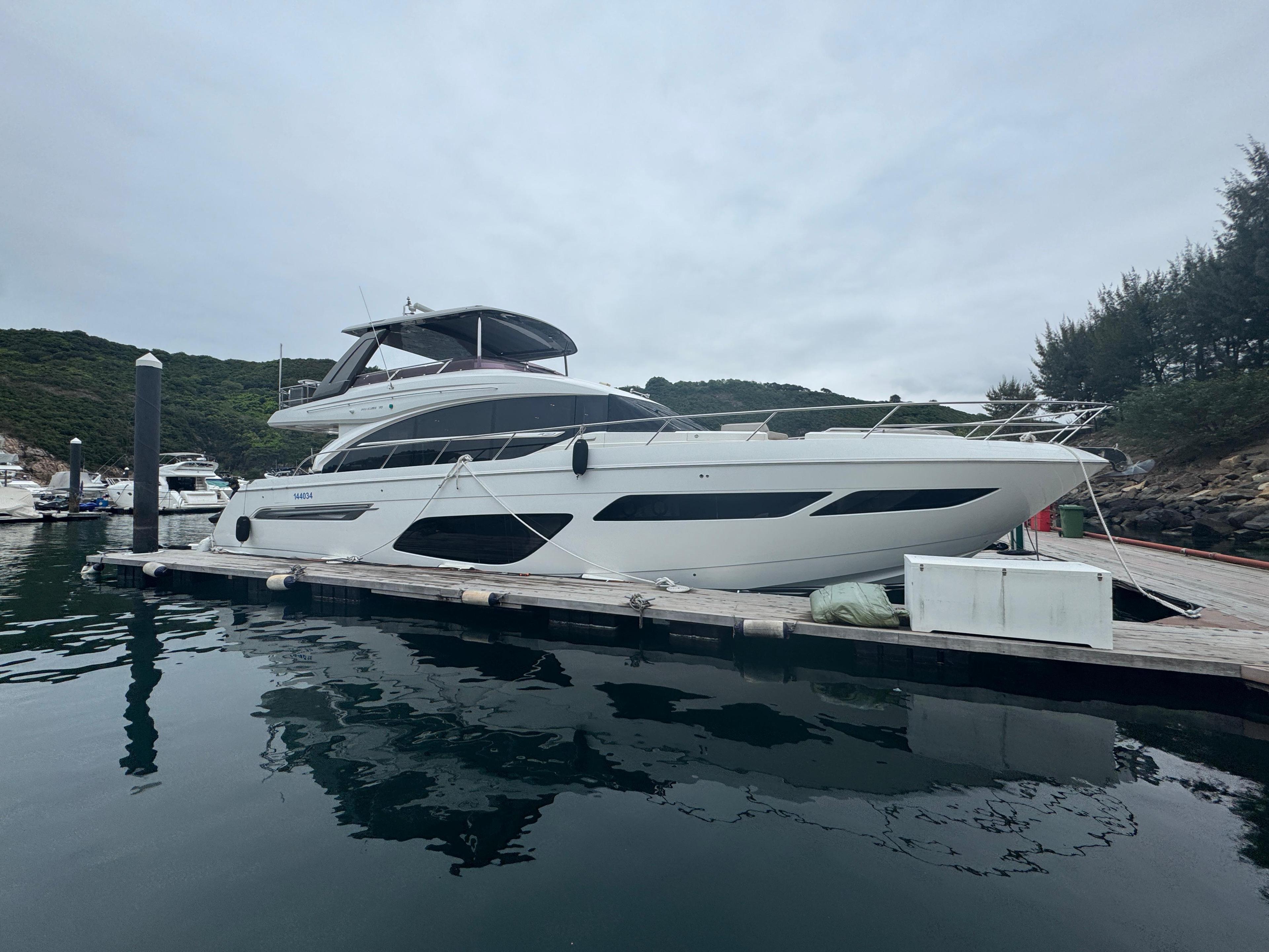 Princess F70