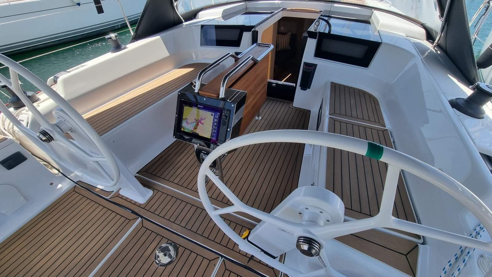 Thumbnail 16 - Hanse 418