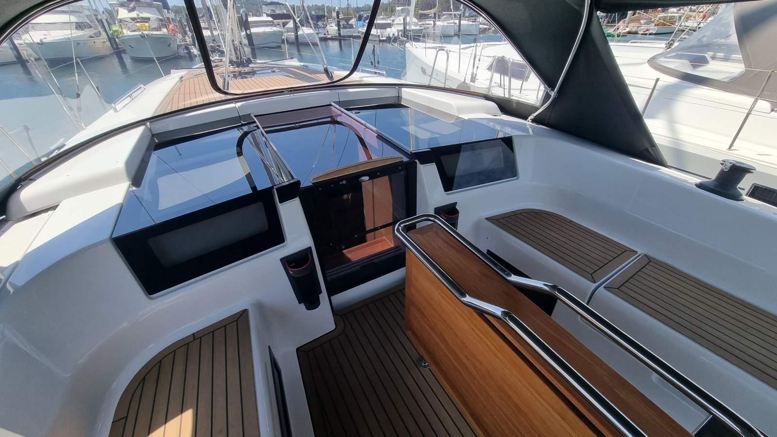Thumbnail 13 - Hanse 418