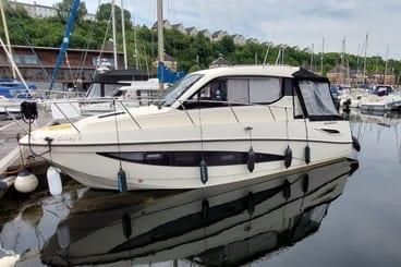 Quicksilver Active 905 Weekend