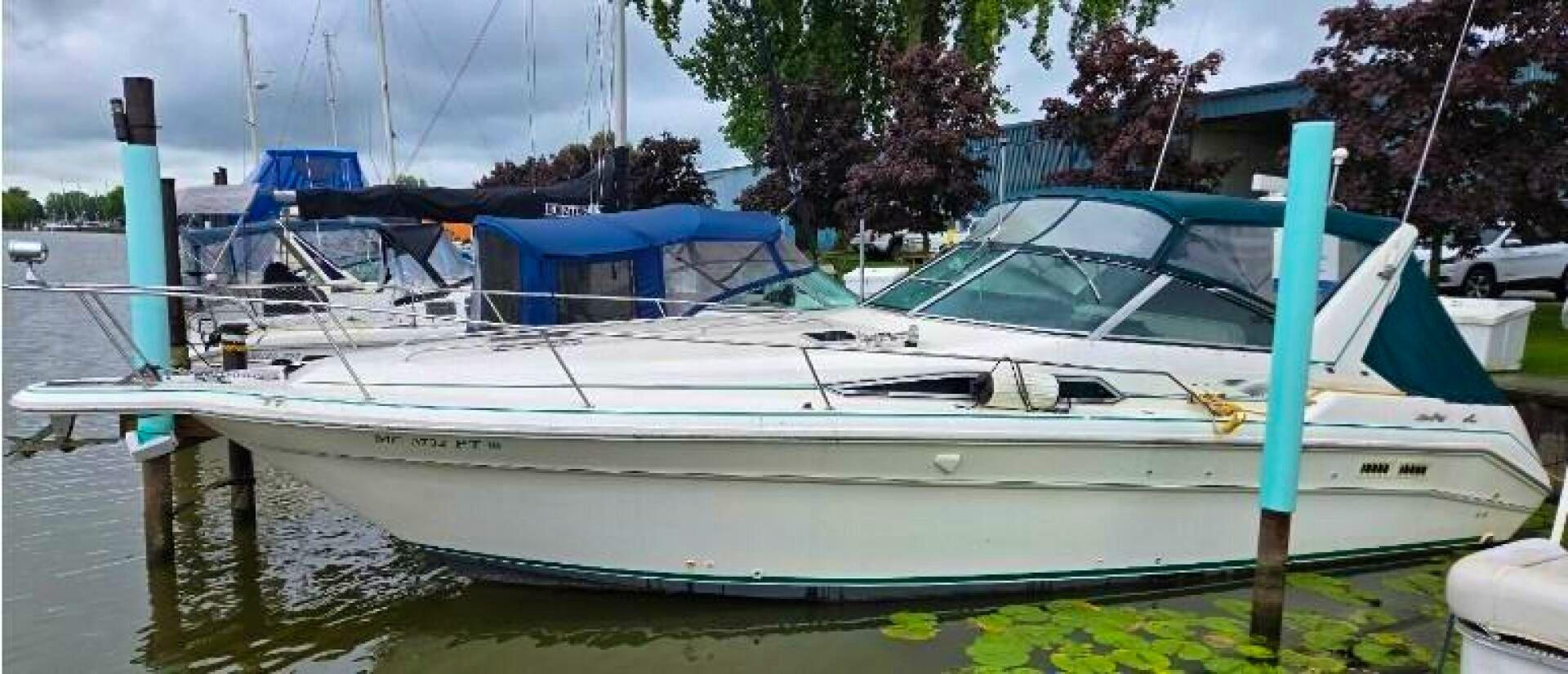 Sea Ray 330 Sundancer