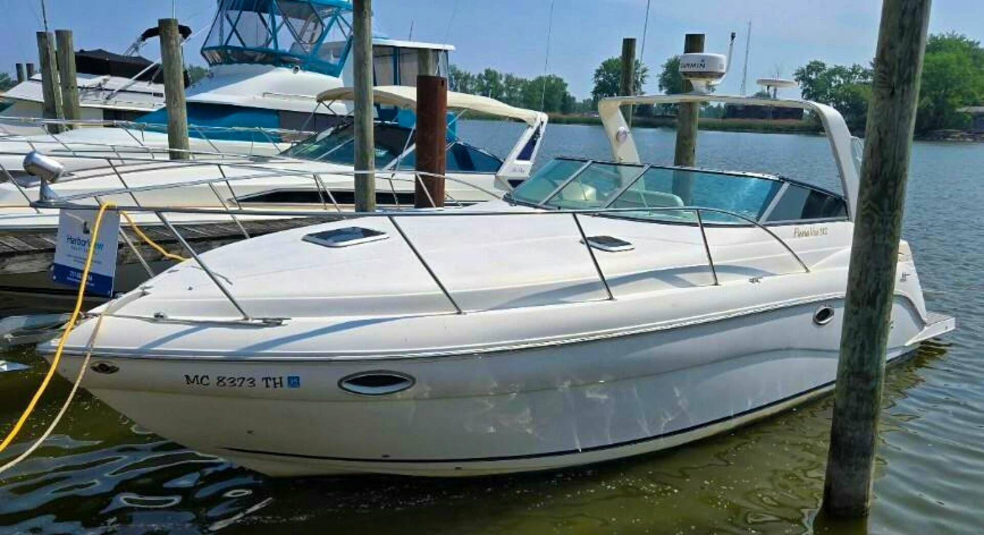 Rinker Fiesta Vee 312
