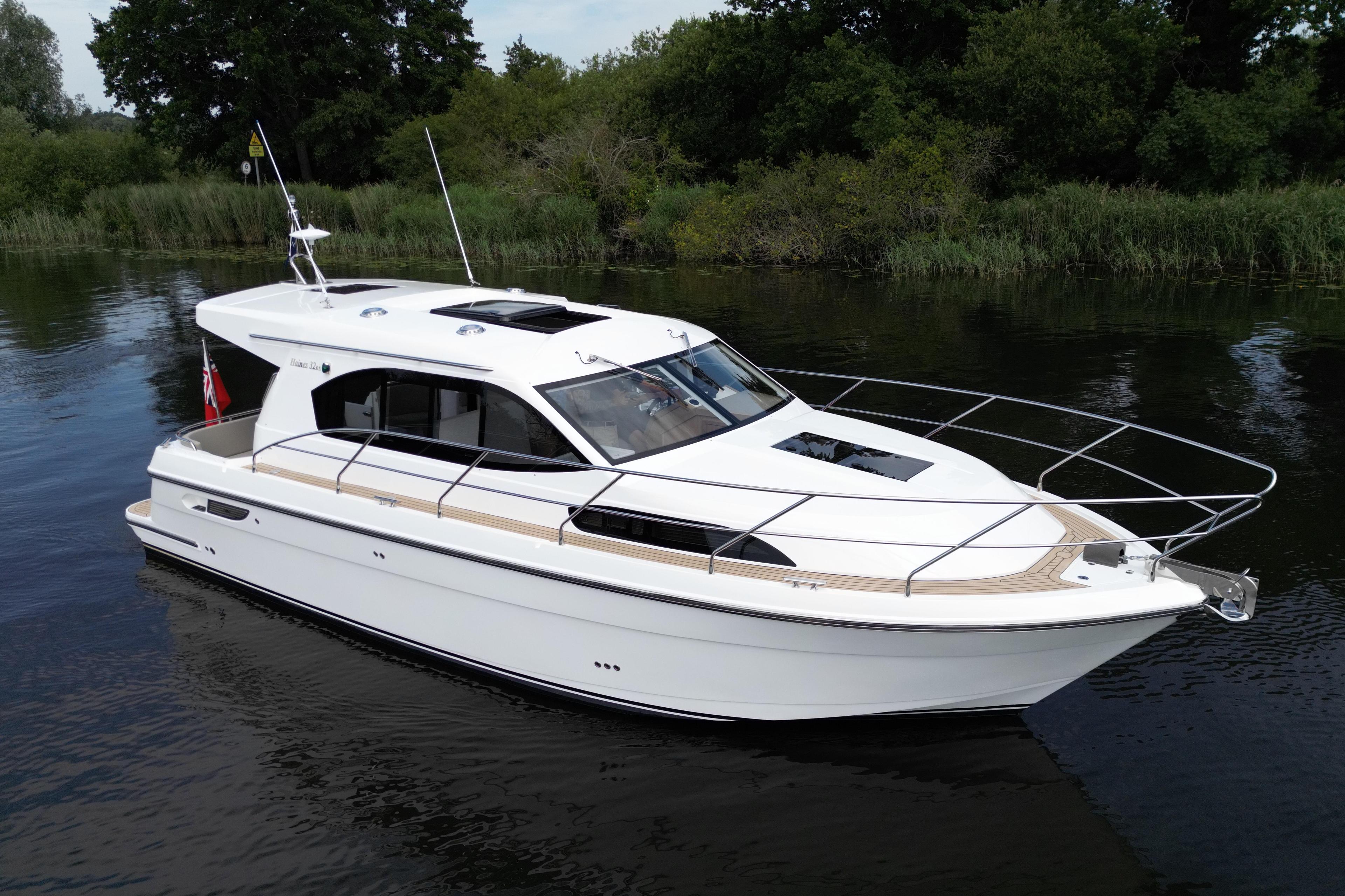 Haines 32 Offshore