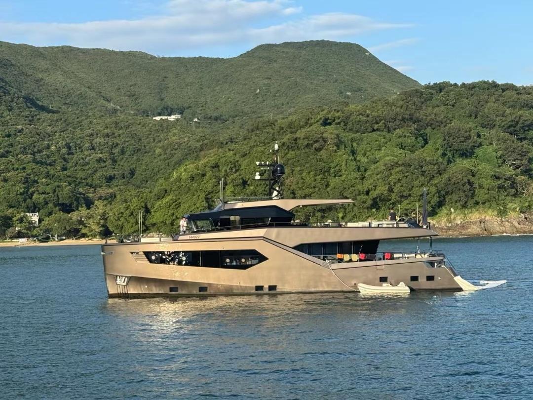 Evadne Yachts ROCK 85