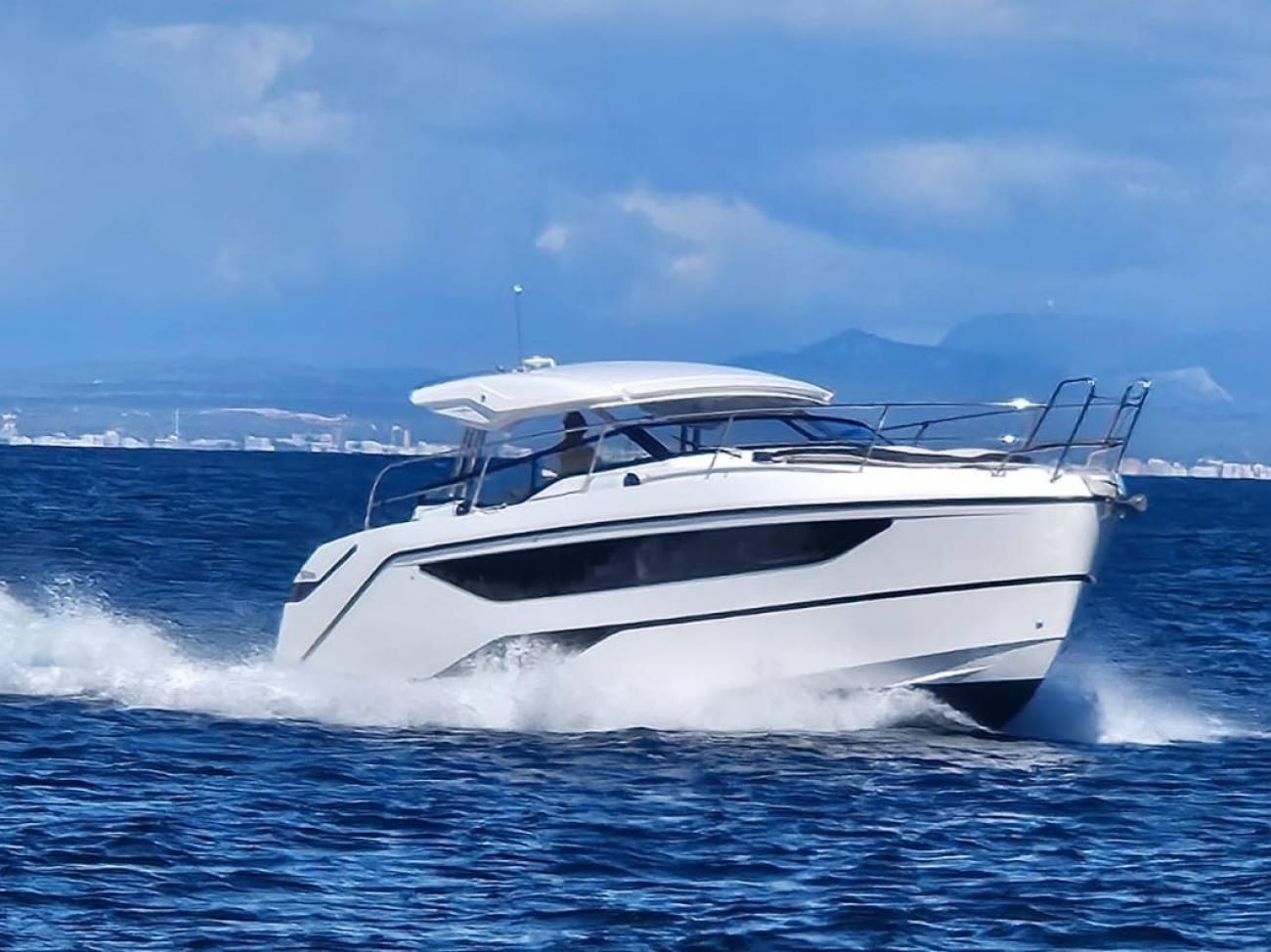 Bavaria SR35 Open