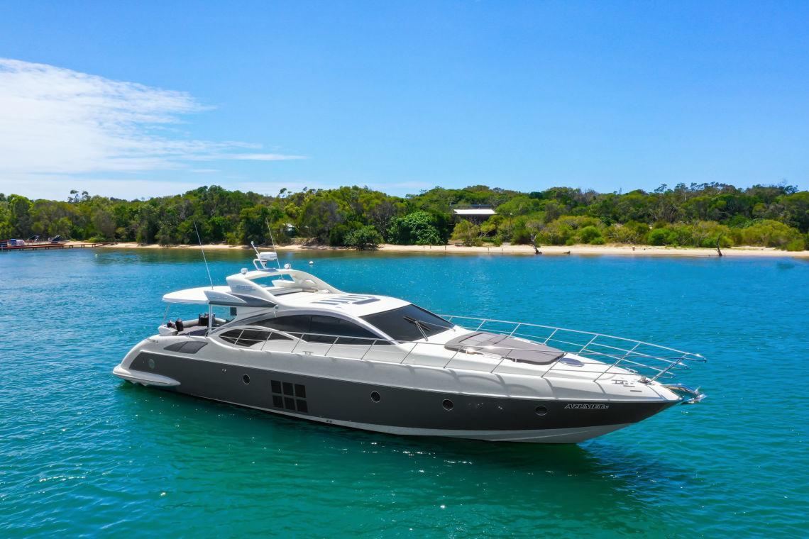 Azimut 68s