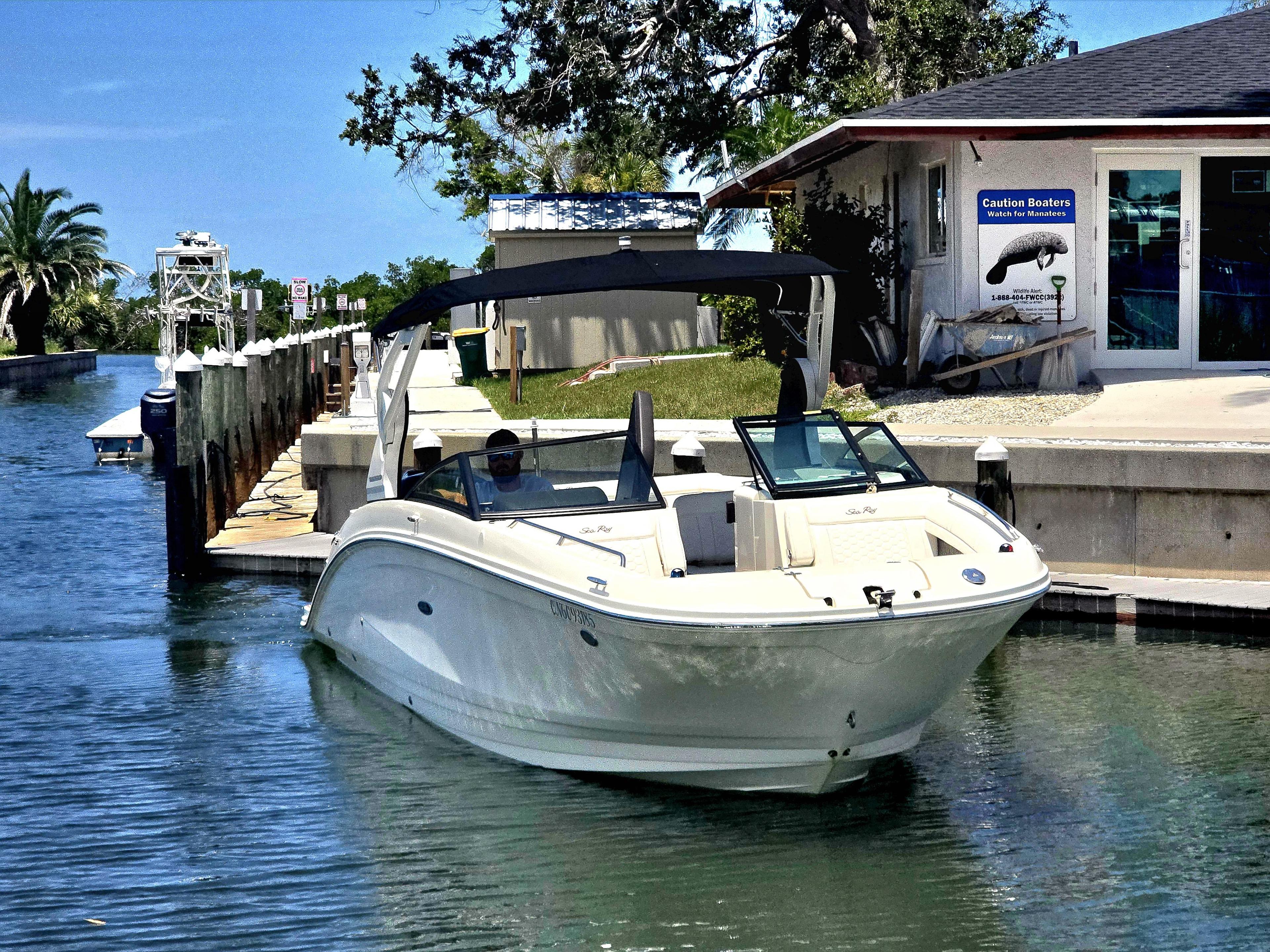 Thumbnail 2 - Sea Ray 270 SDX OB