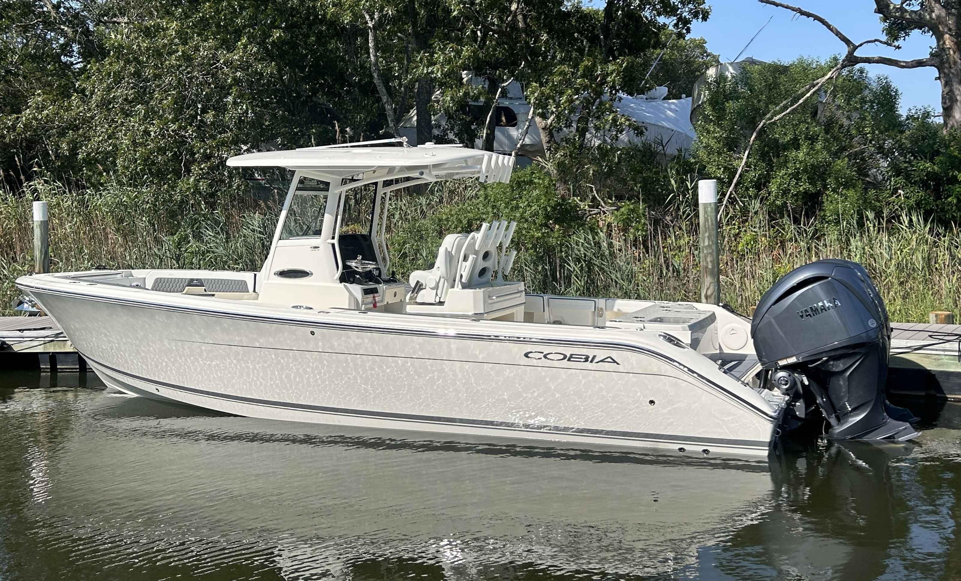 Cobia 285 CC