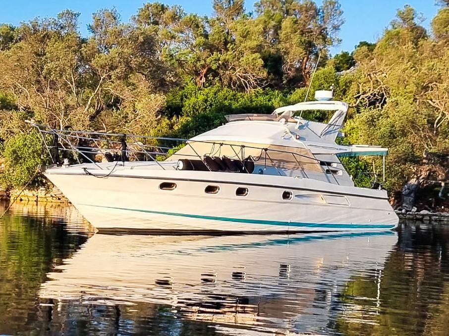 Fairline 43