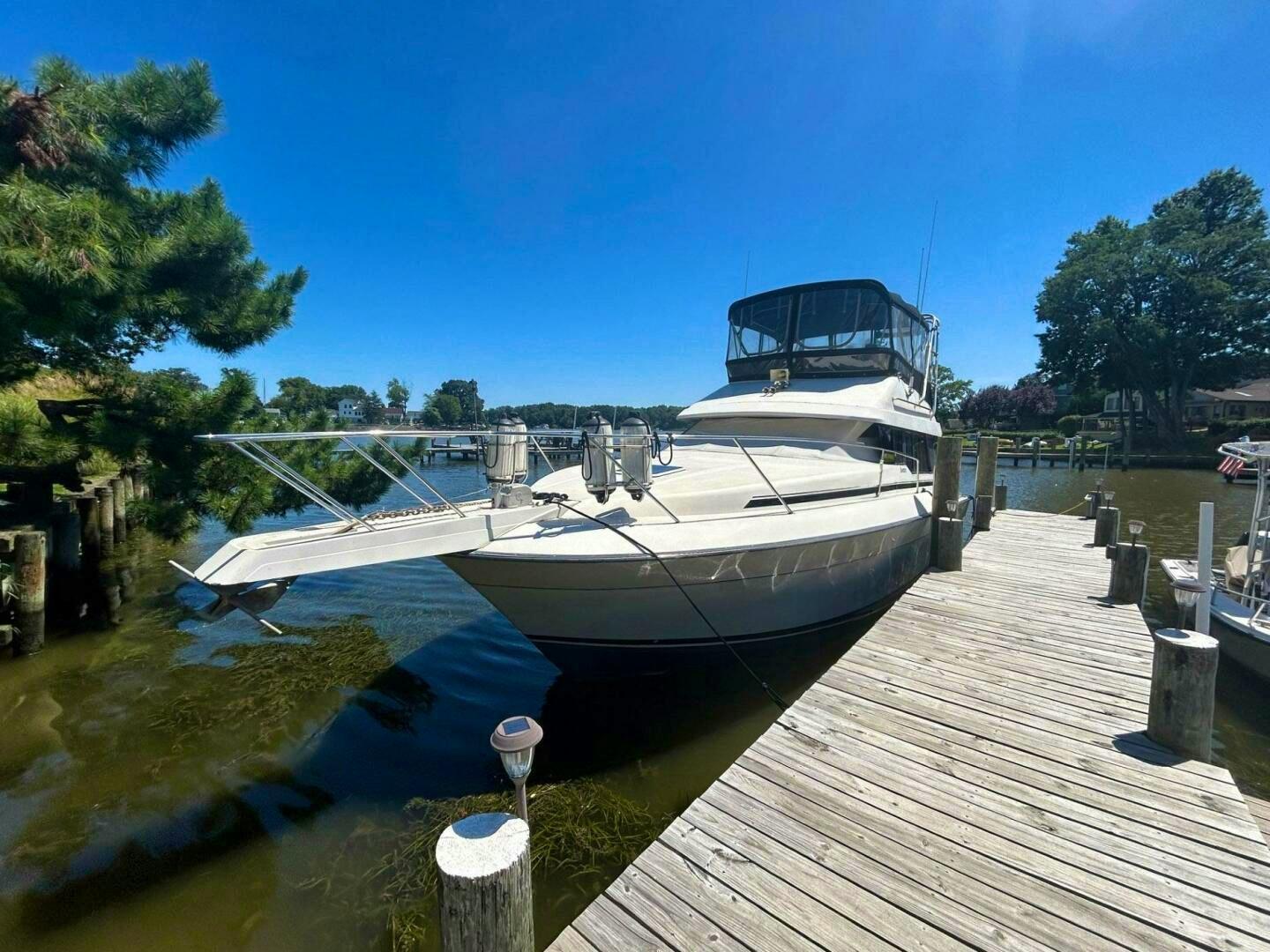 Silverton 34 Convertible