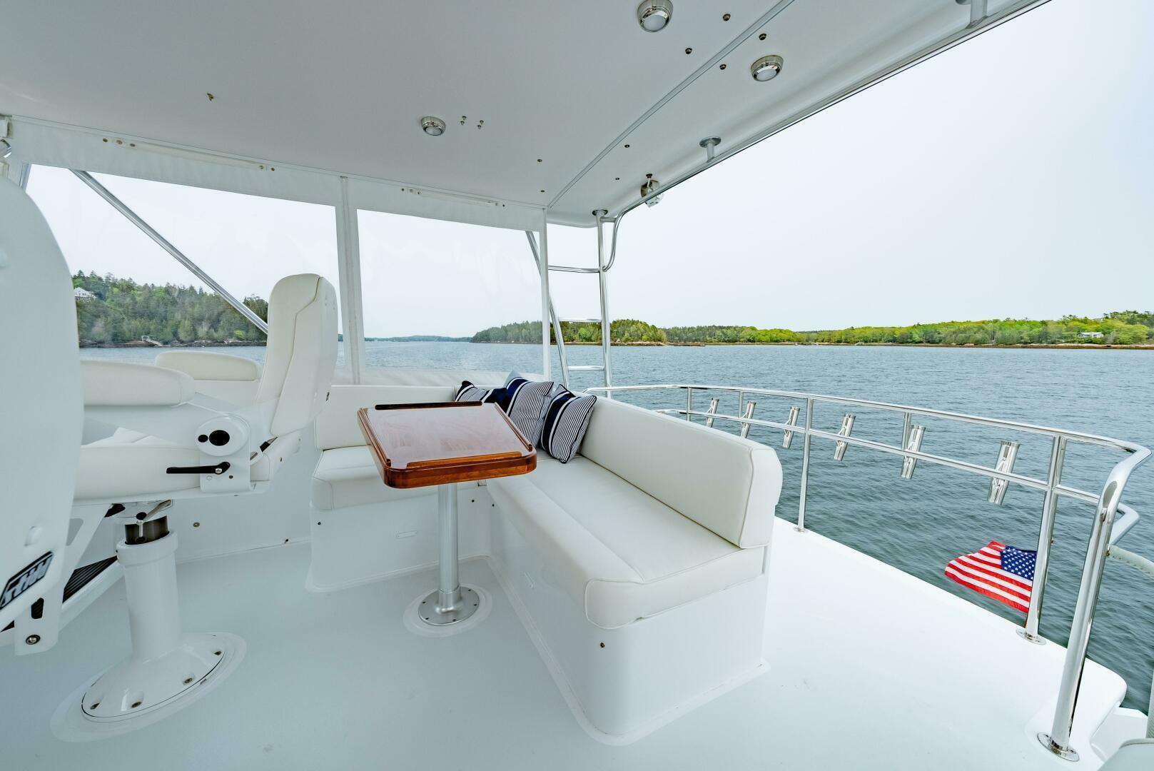 Thumbnail 20 - Lowell Flybridge