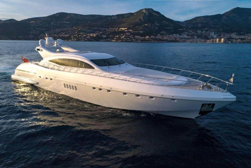 Mangusta 108