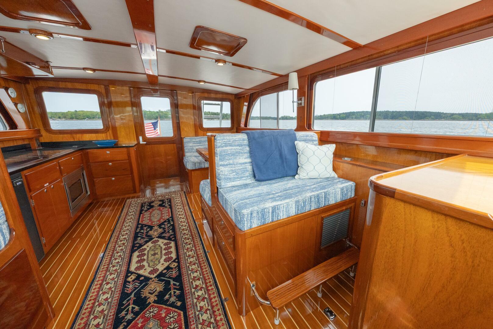 Thumbnail 7 - Lowell Flybridge