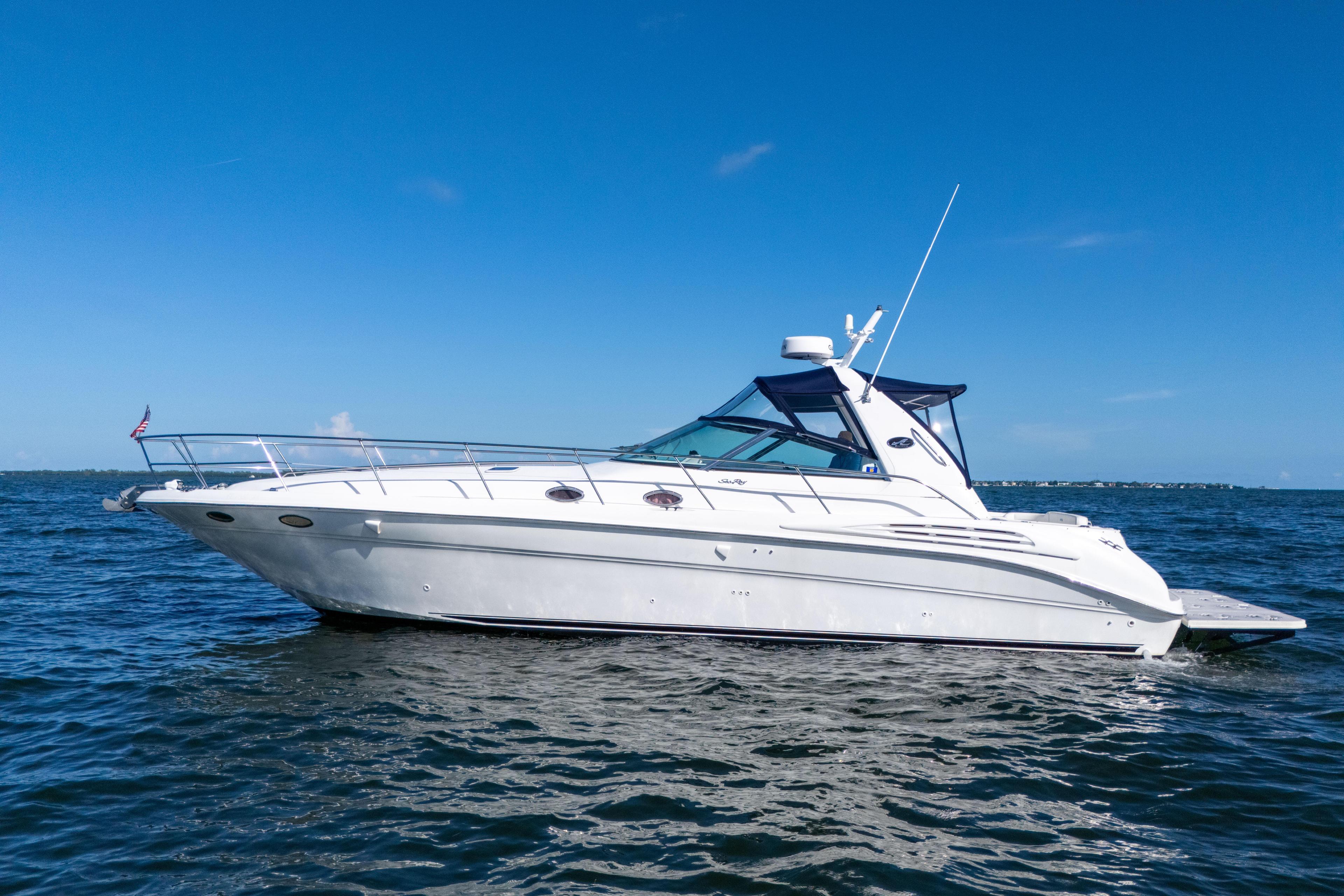 Sea Ray 400 Sundancer