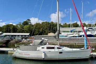 Feeling 326 Lifting Keel