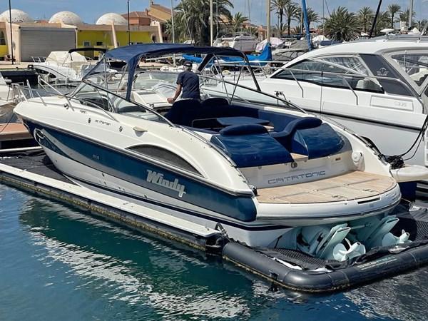 Windy Khamsin 35
