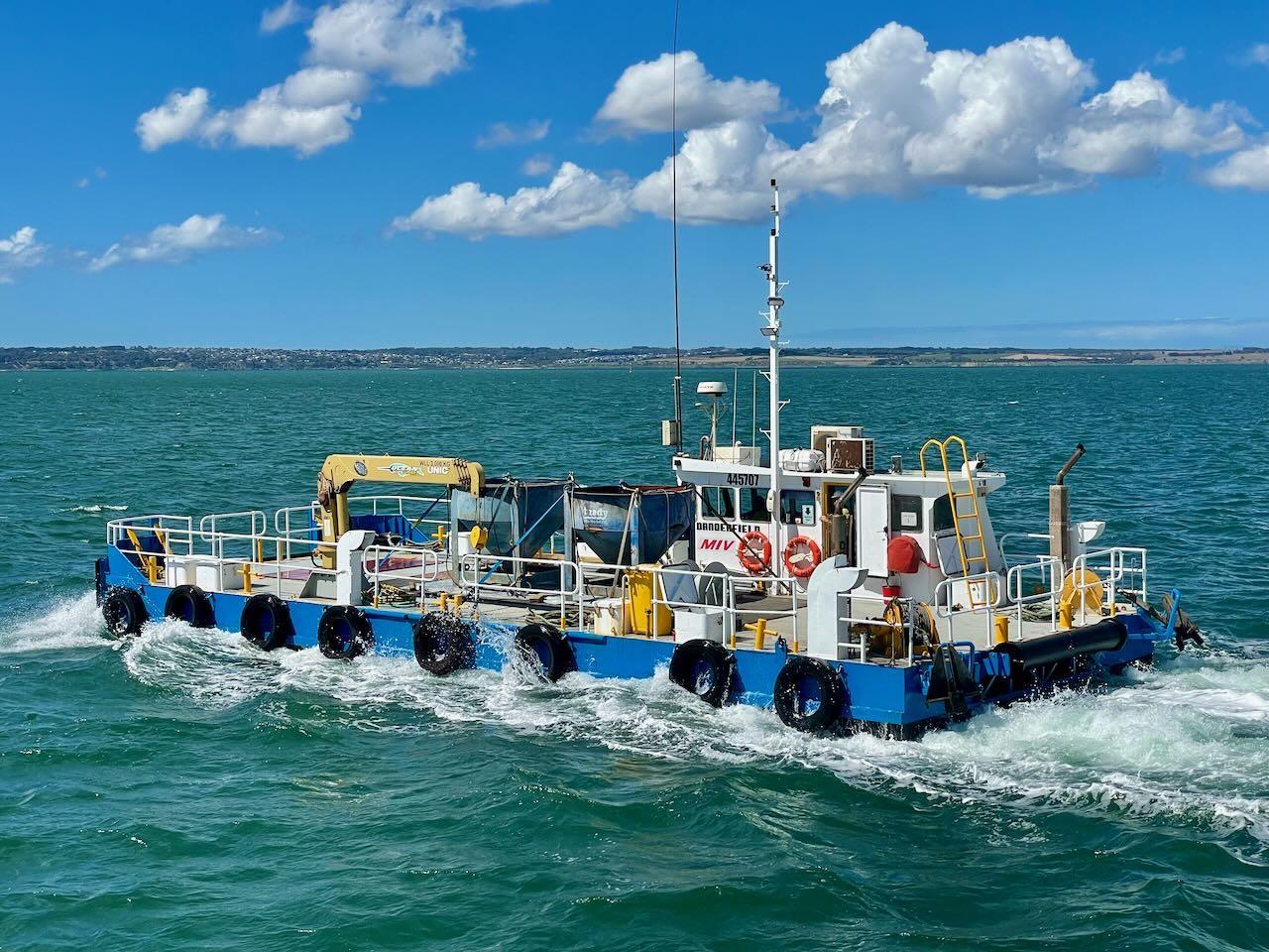 Commercial Harbour Workboat Package ID 60039