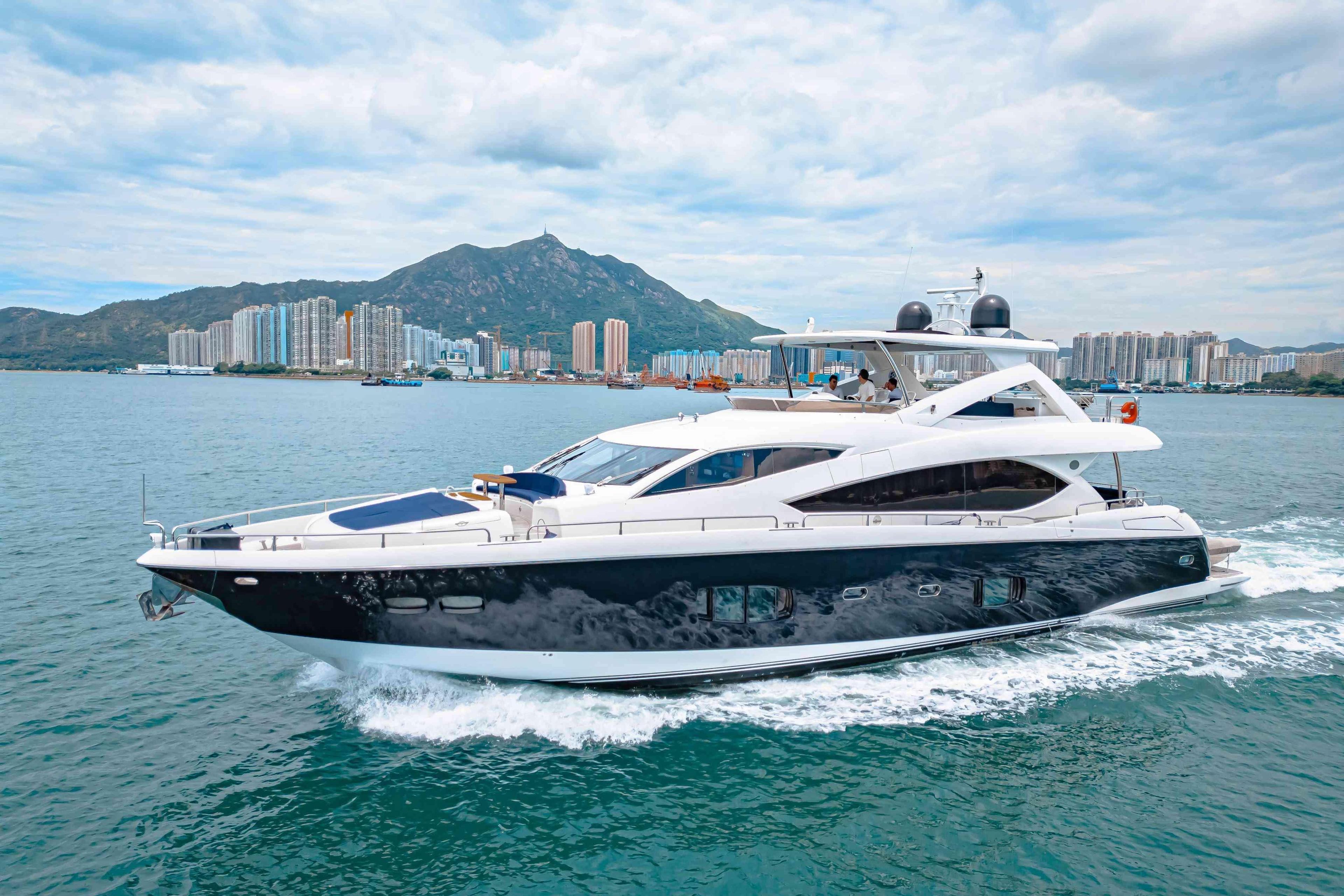 Sunseeker 88