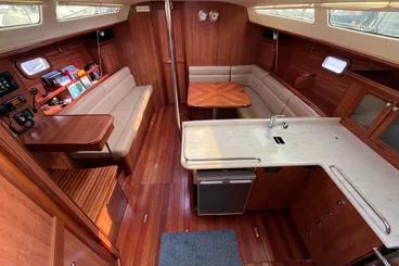 Marlow-Hunter 40