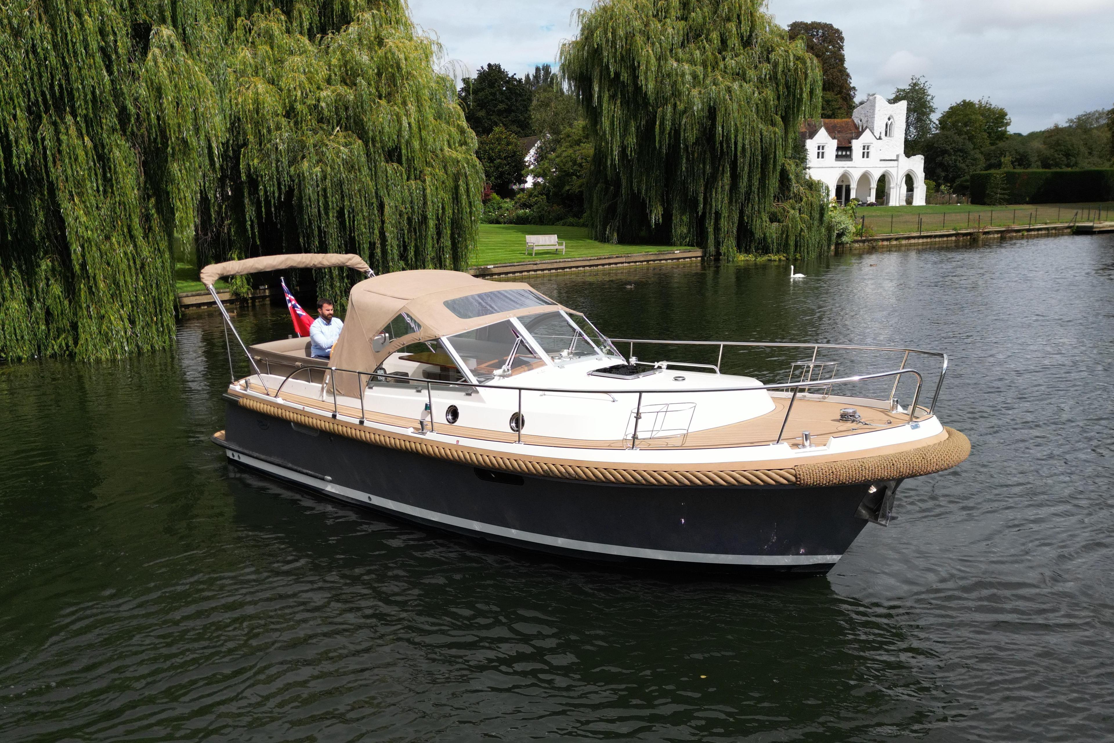 Intercruiser 29