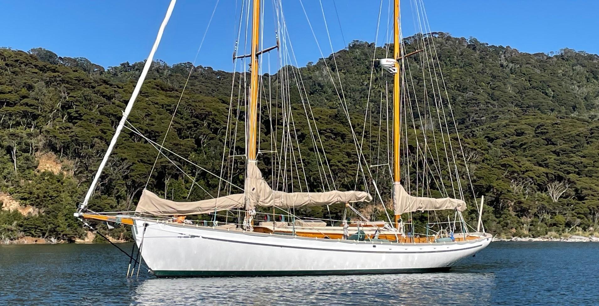 Custom Nat Benjamin 42' Ketch