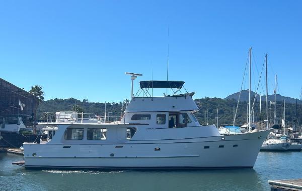 Alaskan Raised Pilothouse