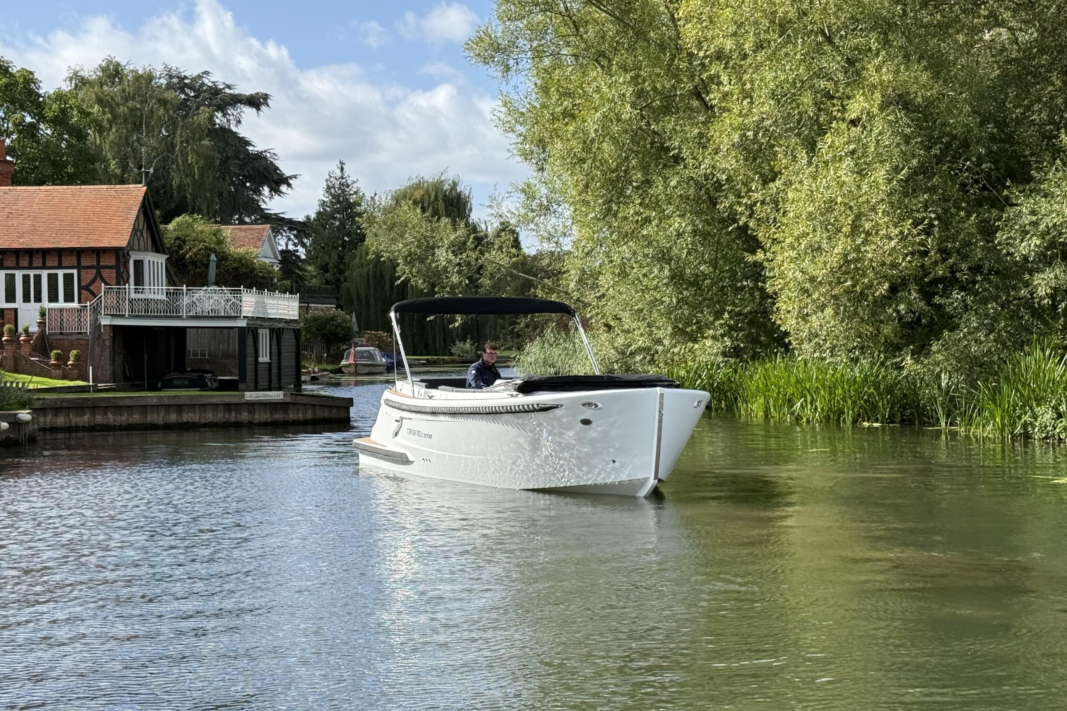 Corsiva 800 Tender