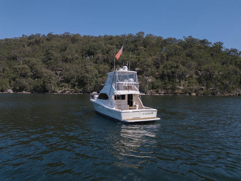 Riviera 40 Flybridge
