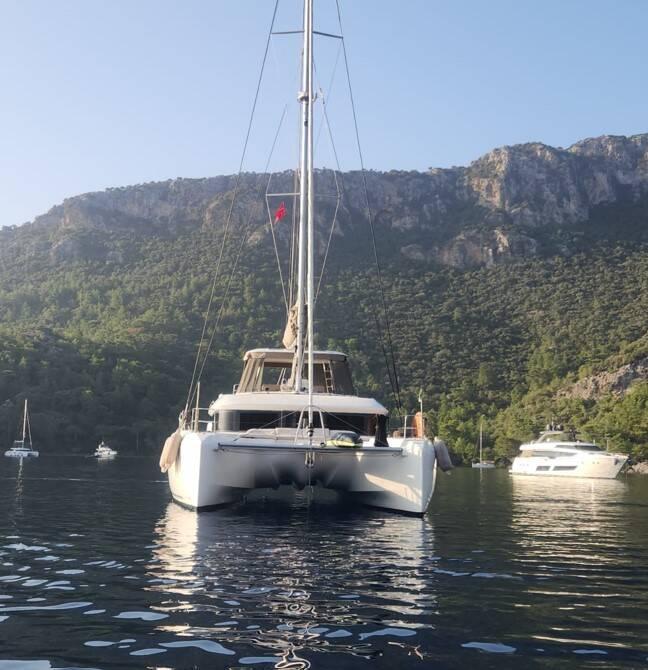 Lagoon 50