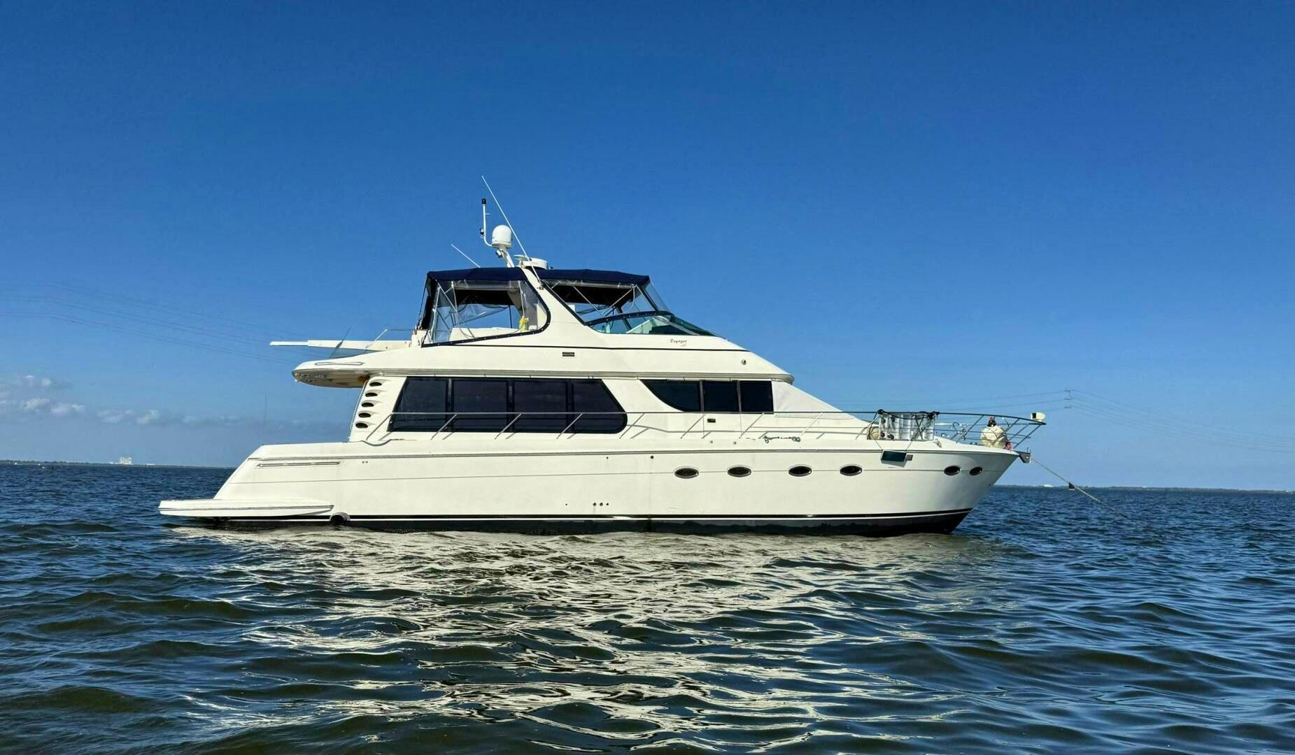 Carver 570 Voyager Pilothouse