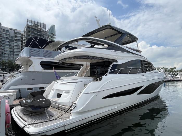 Princess Yachts F65