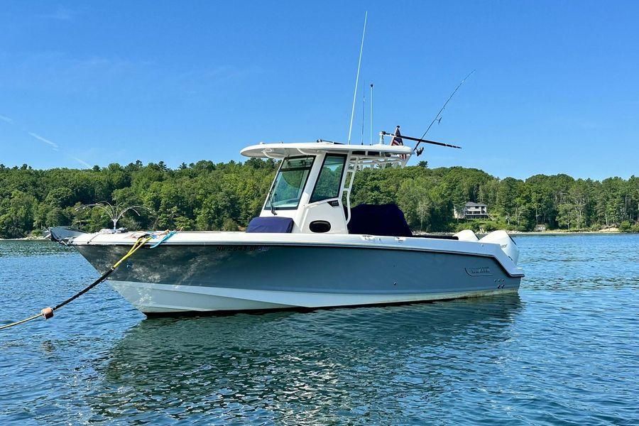 Boston Whaler 250 Outrage