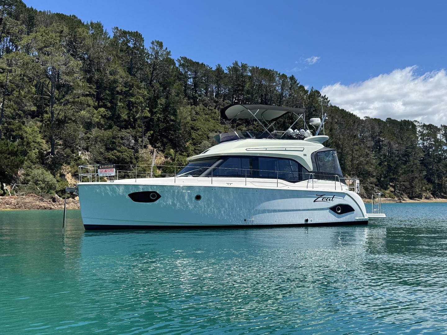 Bavaria E40 Flybridge