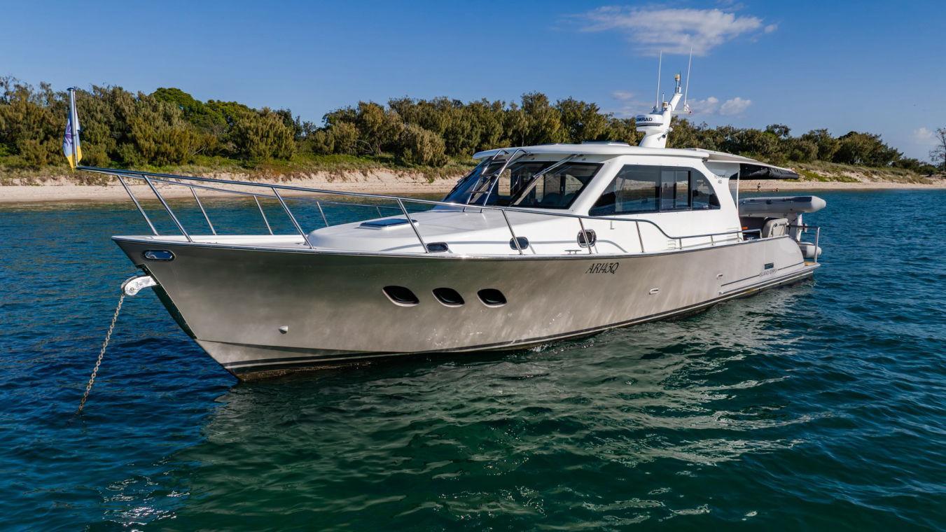 Island Gypsy Newport 460