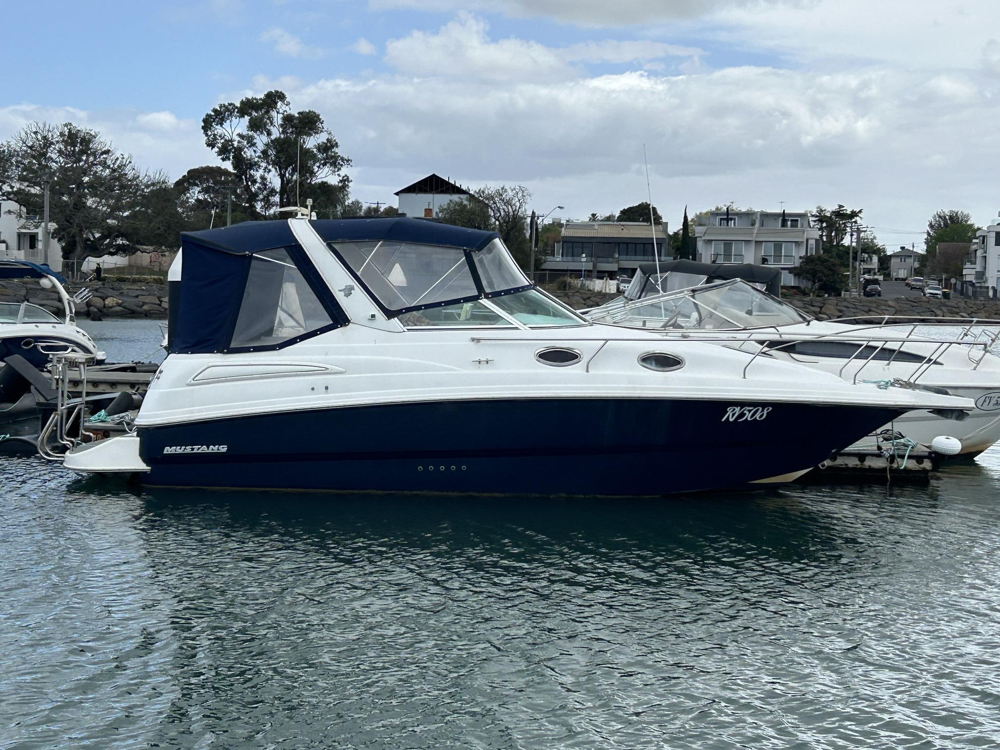 Mustang 2800 Sports Cruiser
