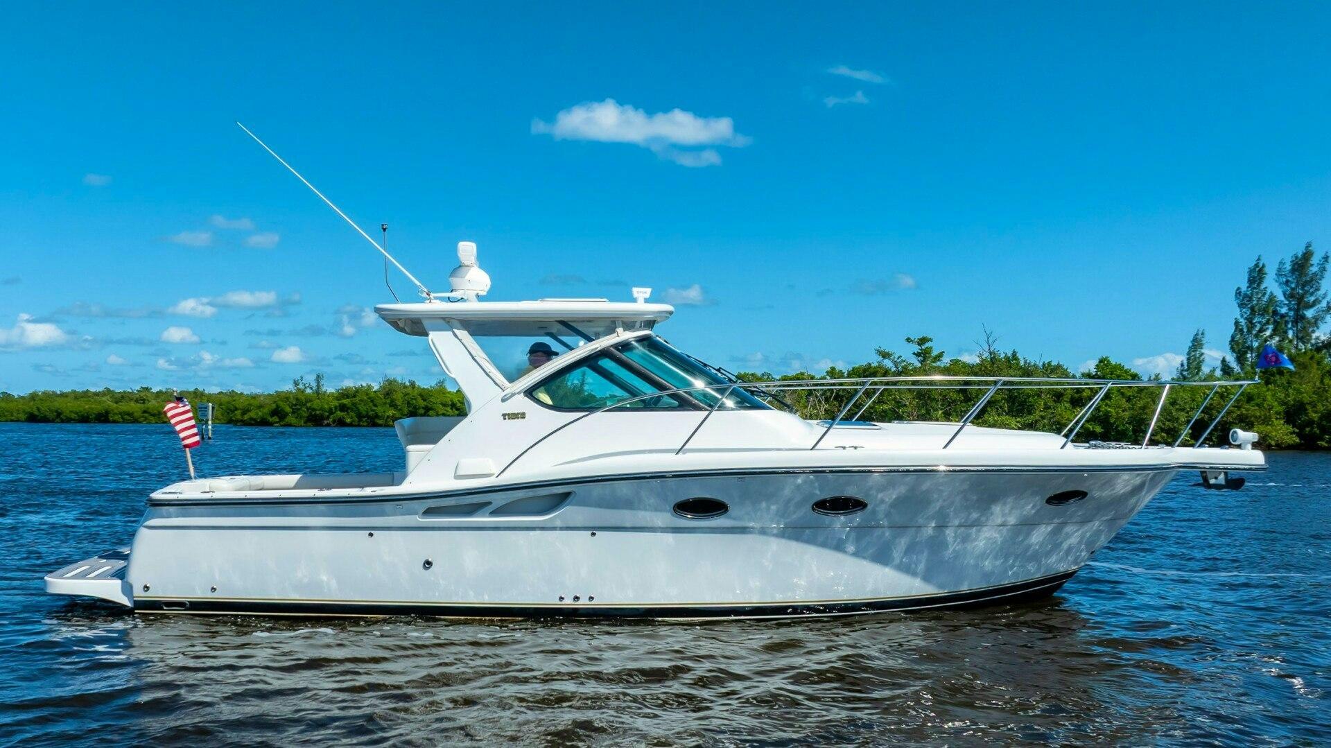 Tiara Yachts 3200 Open