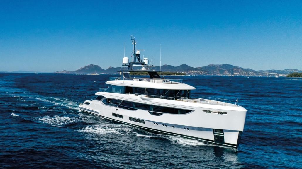Benetti Oasis 40M