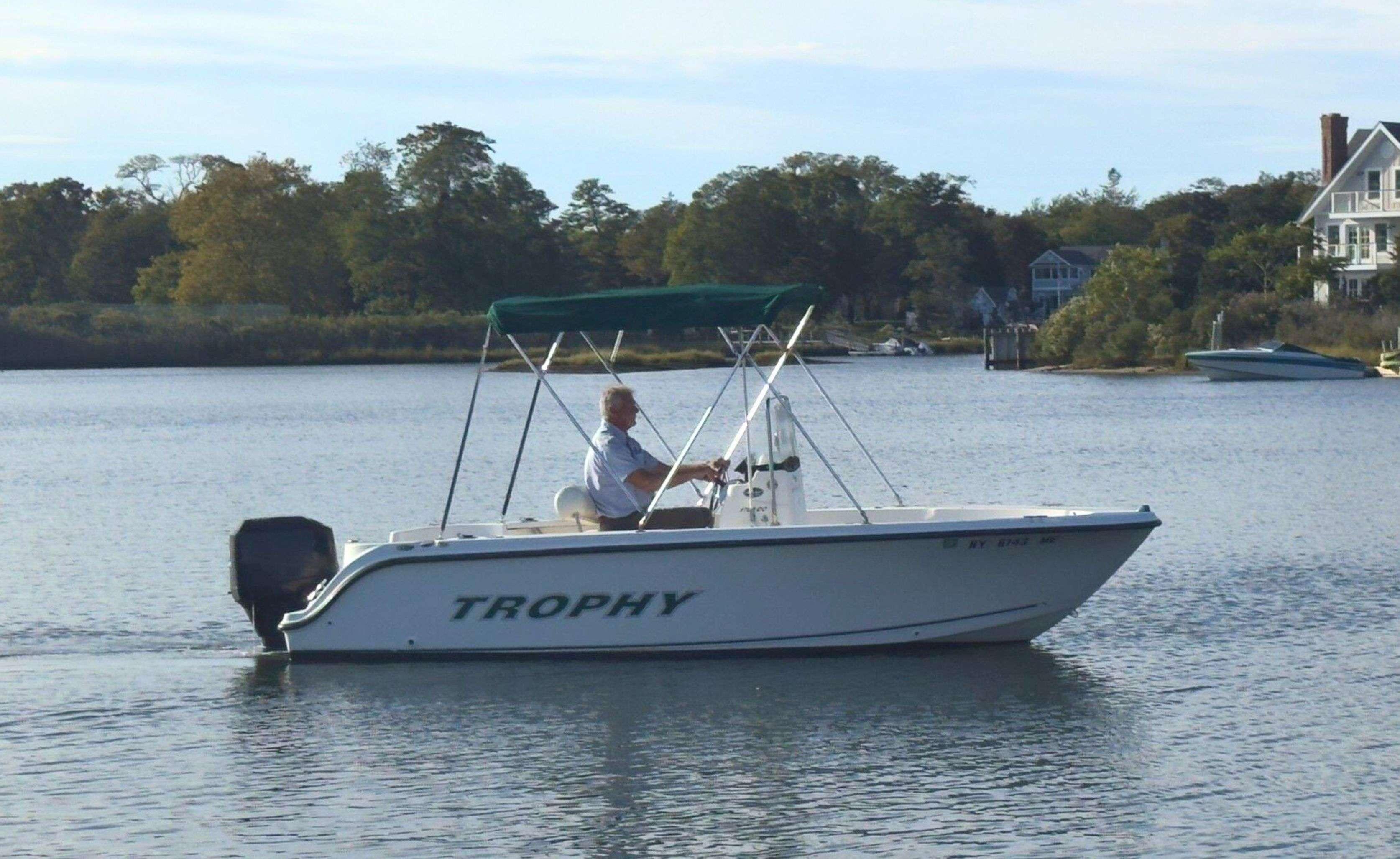 Trophy 1703