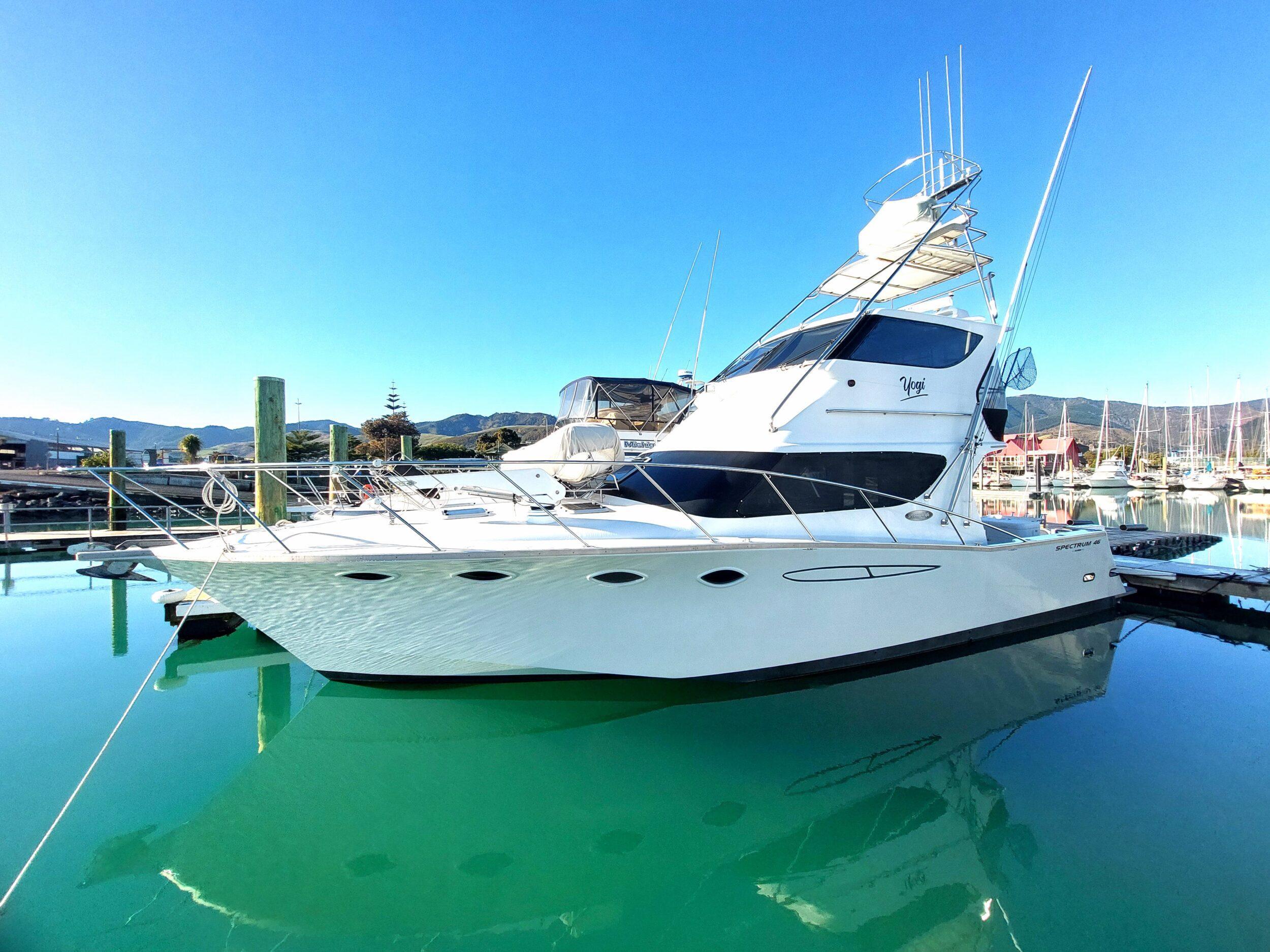 Spectrum 46 Sports Fisher