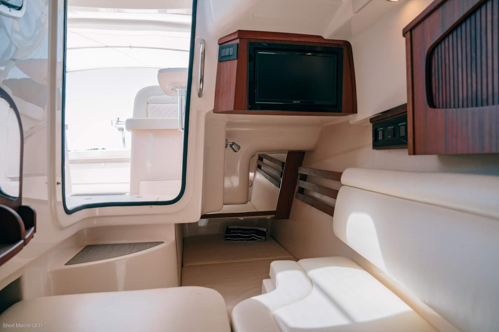 Grady-White Freedom 375