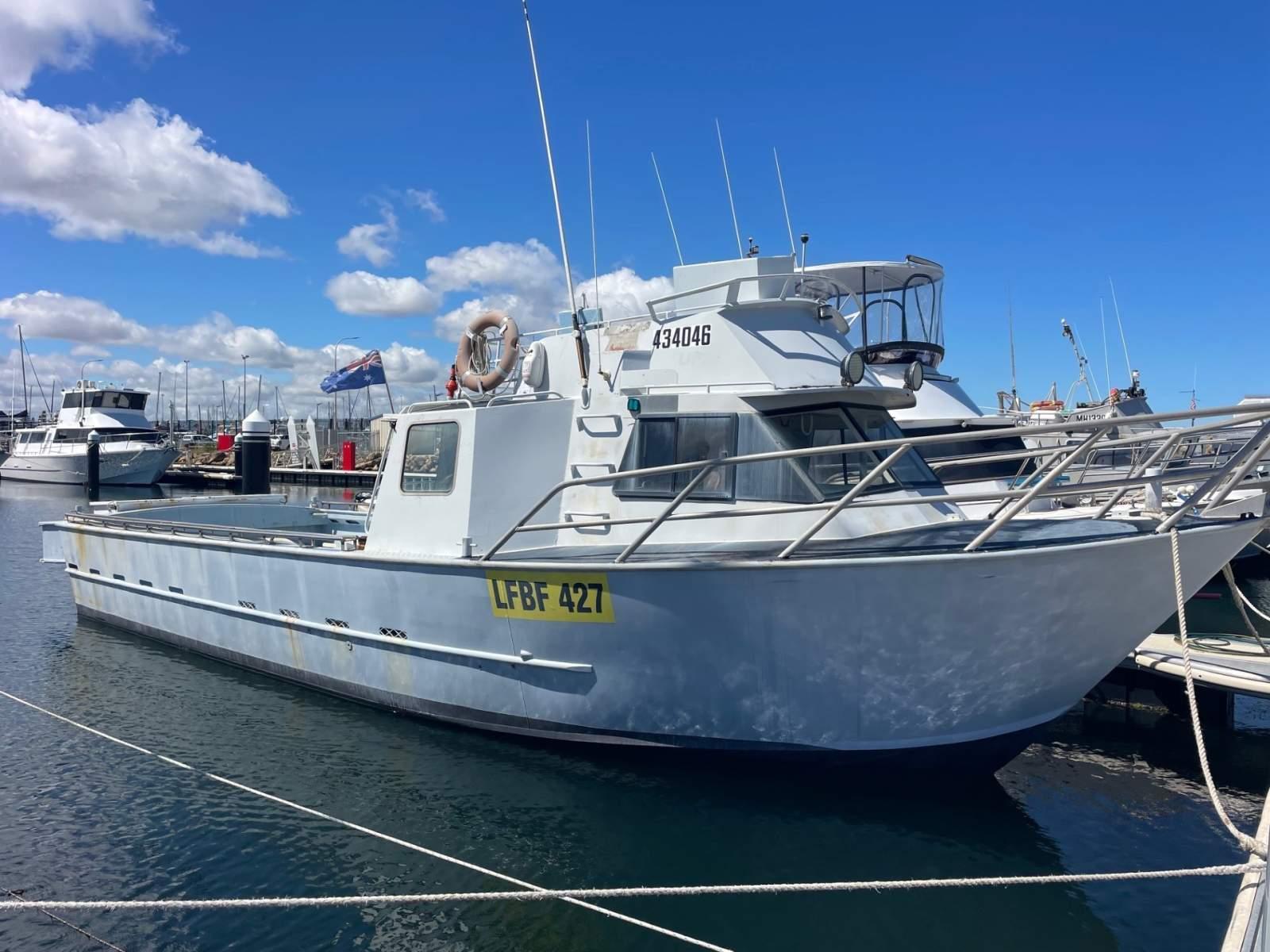 Star ALUMINIUM FLYBRIDGE CRAY FISHING VESSEL
