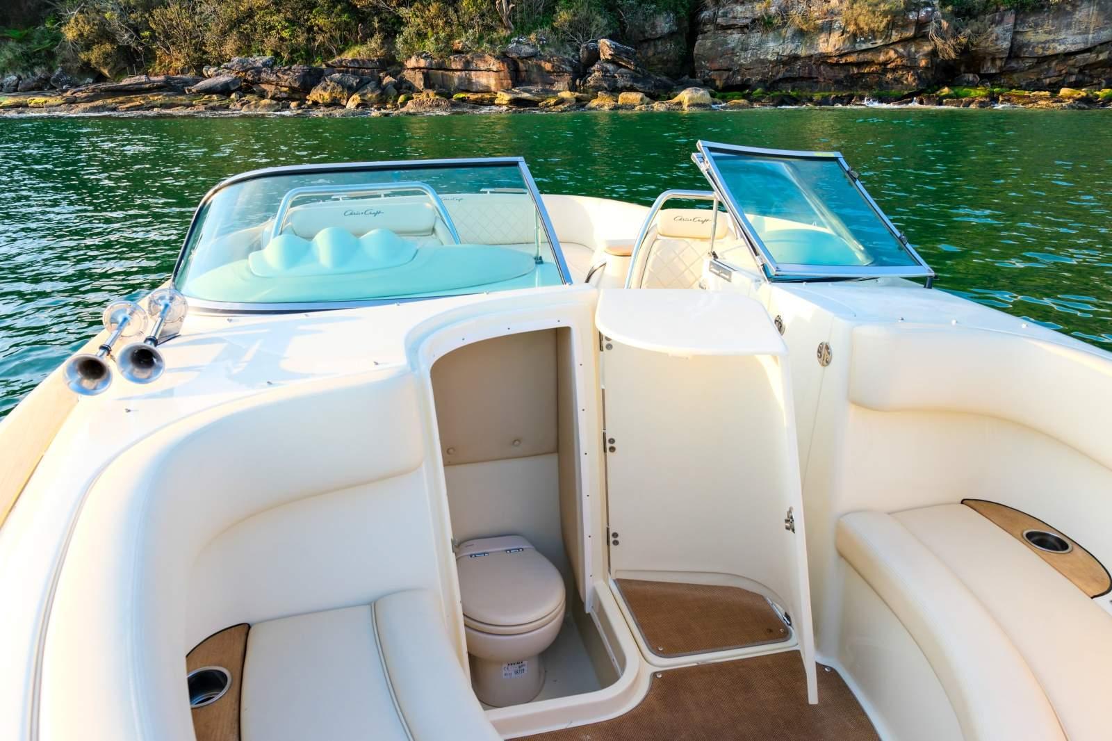 Chris-Craft Launch 30