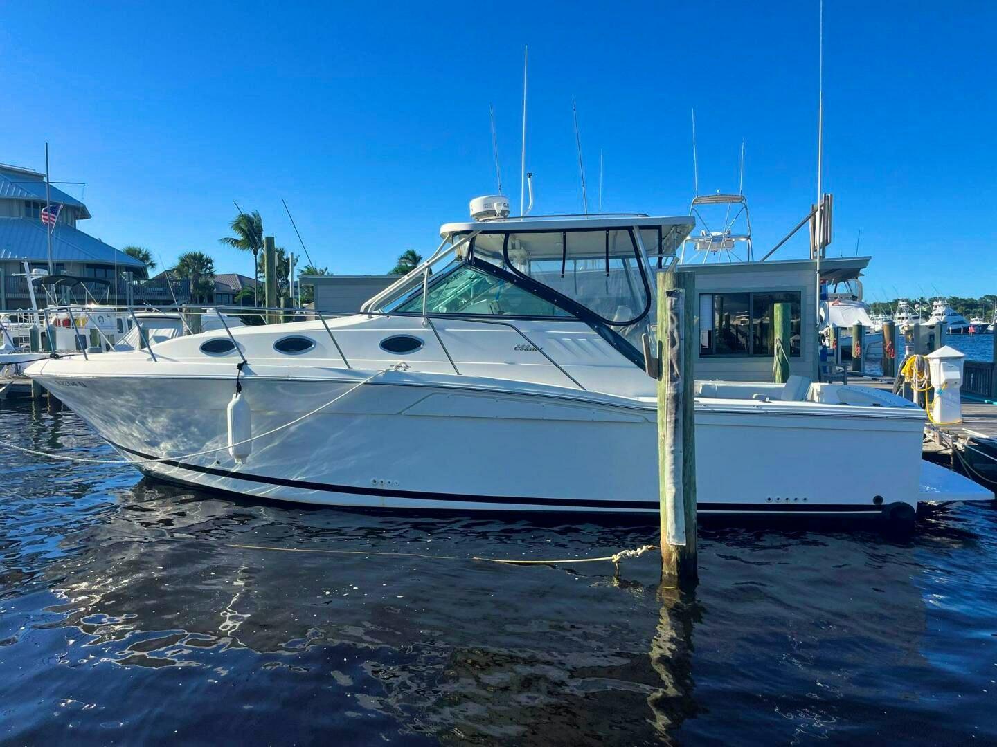 Wellcraft 330 Coastal