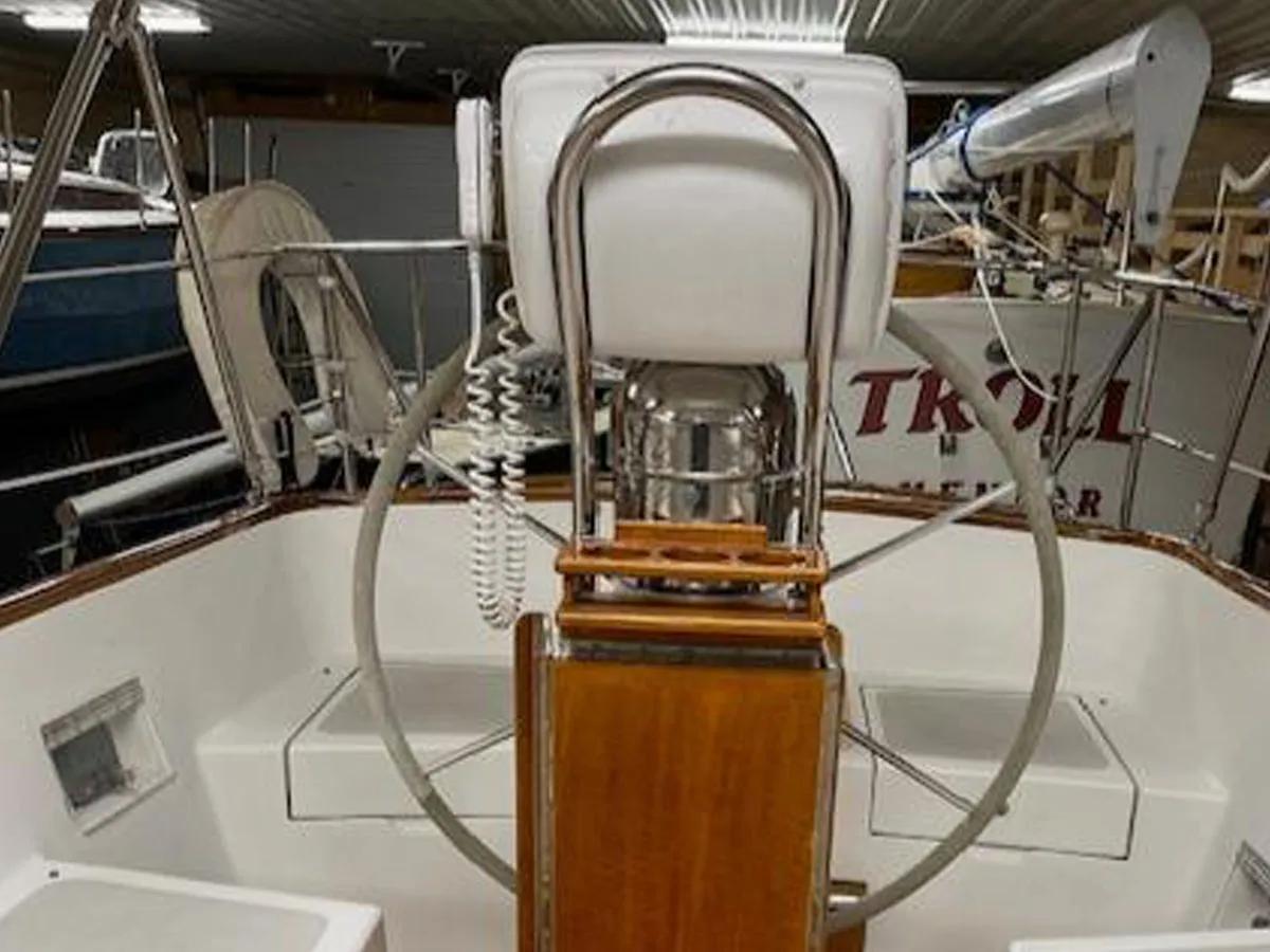 Hinckley Sou'wester 42