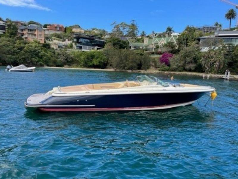 Chris Craft Launch 28