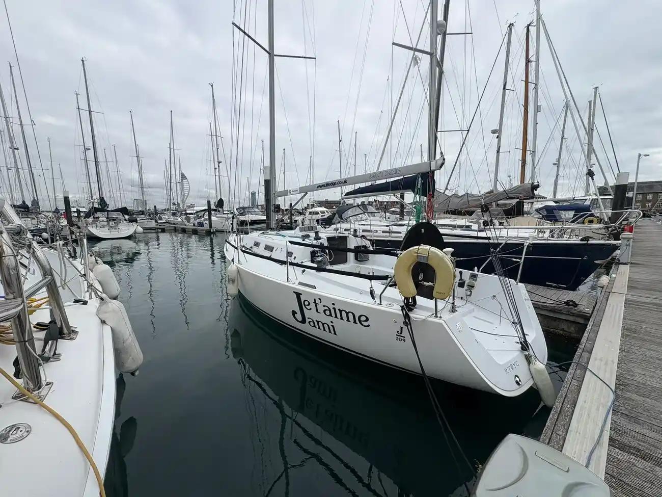 J Boats J109