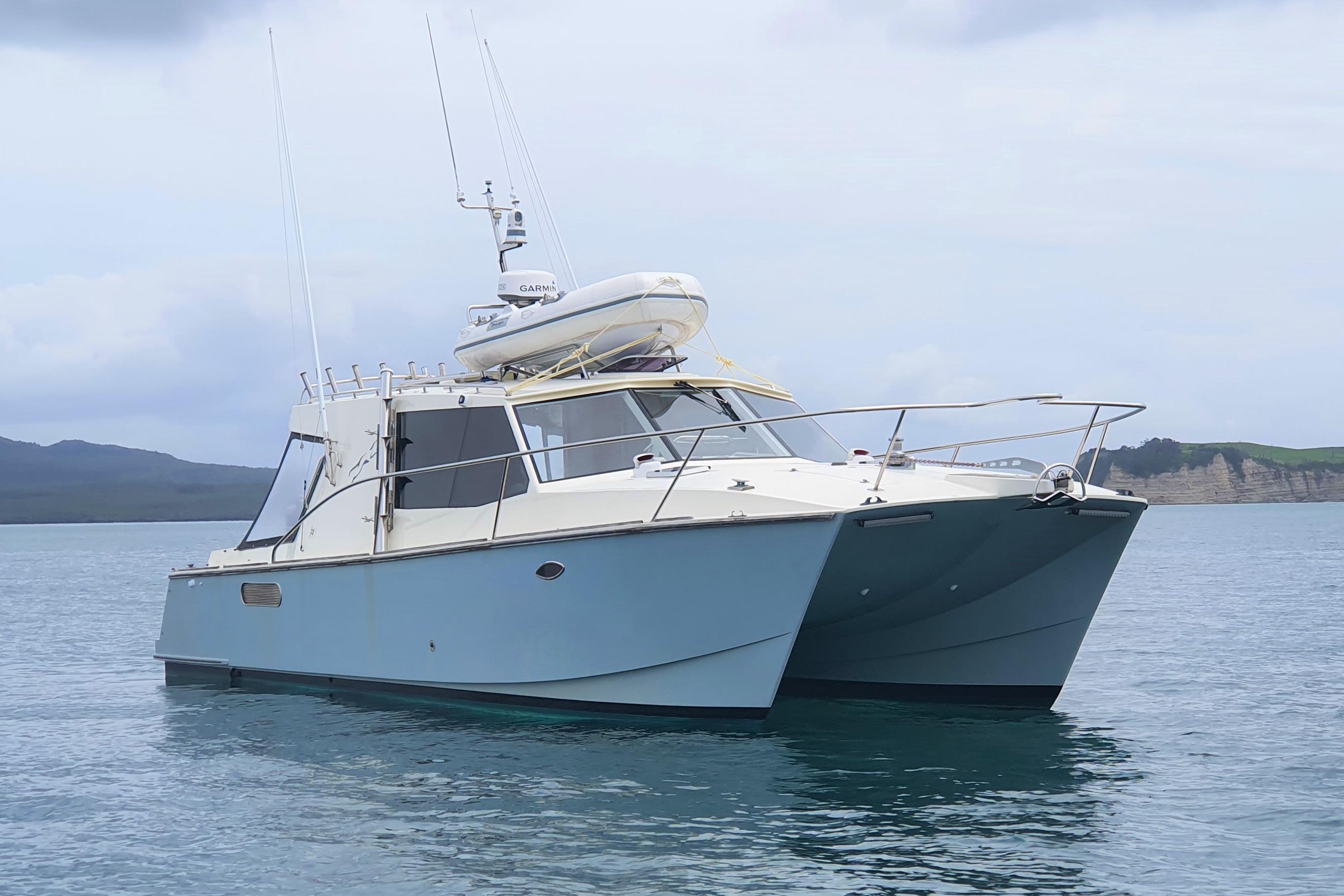 Roger Hill 11.7m Power Cat